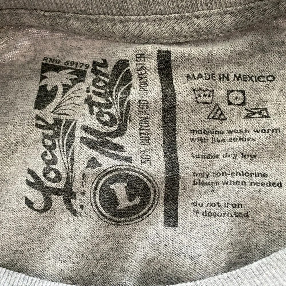 LOCAL MOTION Hawaii “Aloha Is Free” Hawaiian Tee Shirt Men L Large - Picture 4 of 5